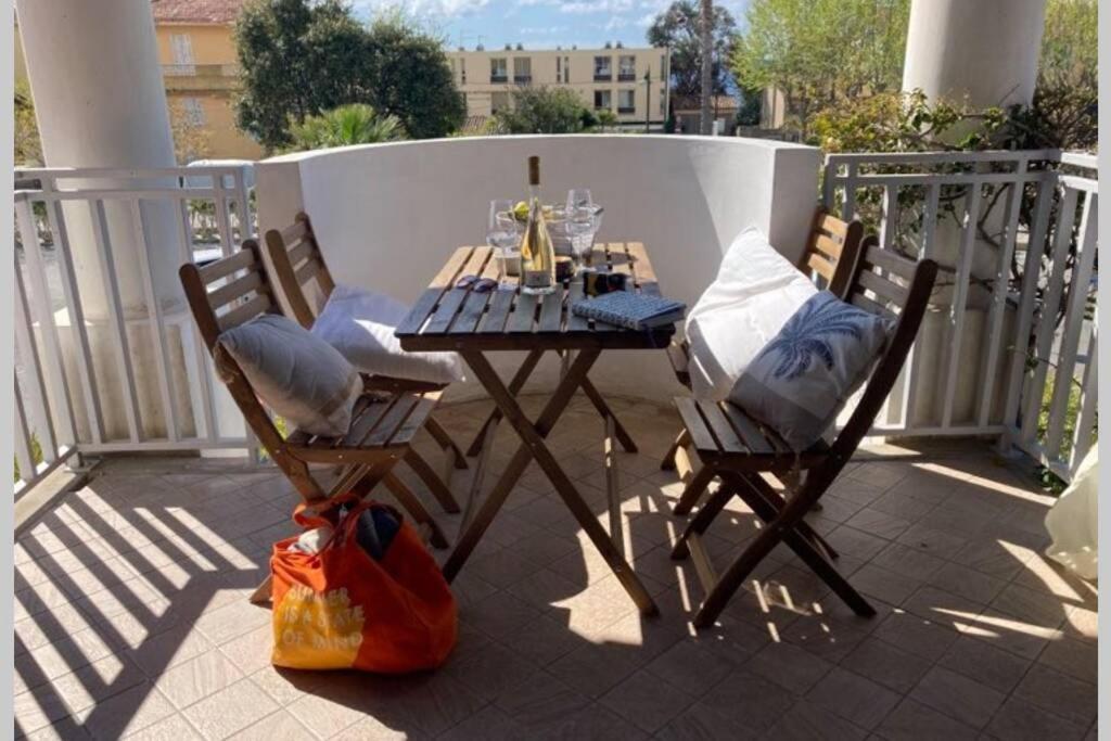 Magnifique Studio A 50M De La Plage De Cavaliere - Studio Tamarindo เลอลาวองดูว์ ภายนอก รูปภาพ